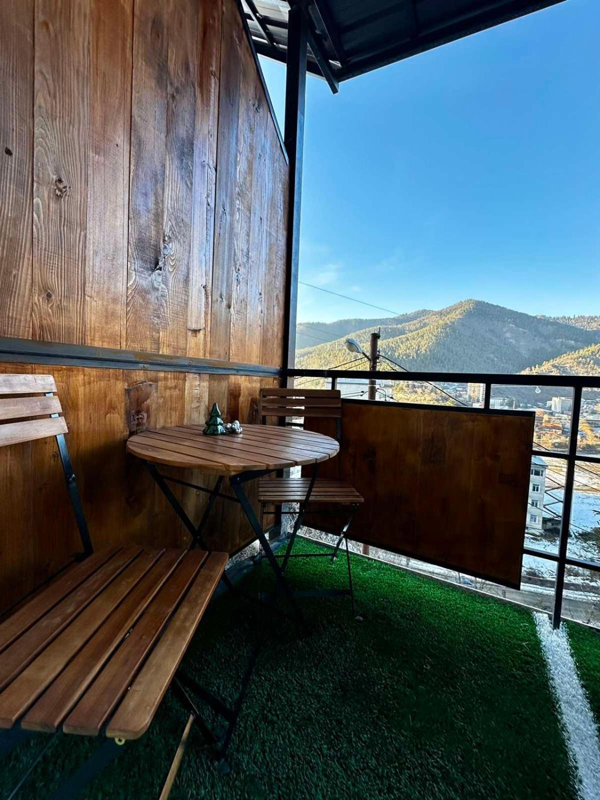 Woodland Borjomi Hotel Bagian luar foto
